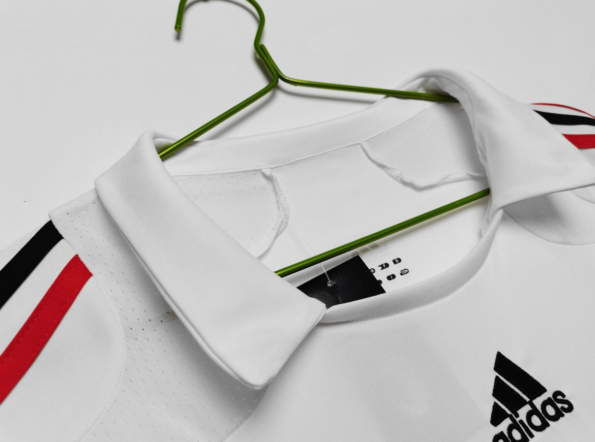 AC Milan 2007/08 Extérieur