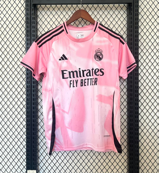 Maillot de foot Real Madrid rose concept