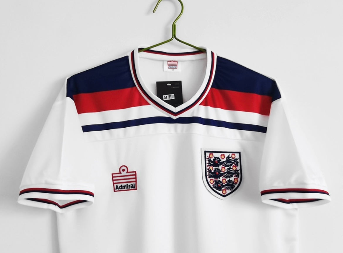 Angleterre 1982 Domicile